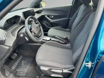 Photo 10 Peugeot 2008  Hybrid 145 e-DCS6