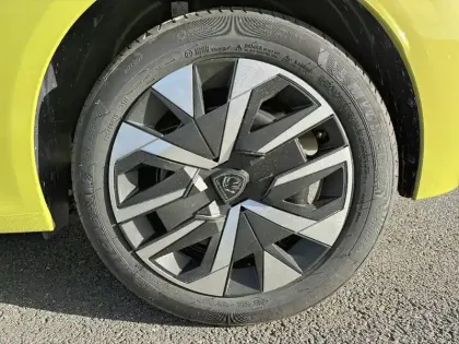 Photo 32 Peugeot 208 Gén. II Ph2 Style 5