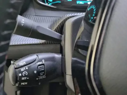 Photo 26 Peugeot 2008 Gén. II Ph1 NG Style 5