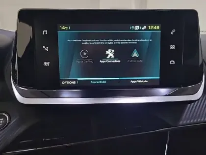 Photo 91 Peugeot 2008  Electrique 136 ch