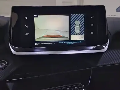 Photo 87 Peugeot 2008  Electrique 136 ch