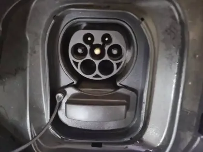 Photo 67 Peugeot 2008  Electrique 136 ch