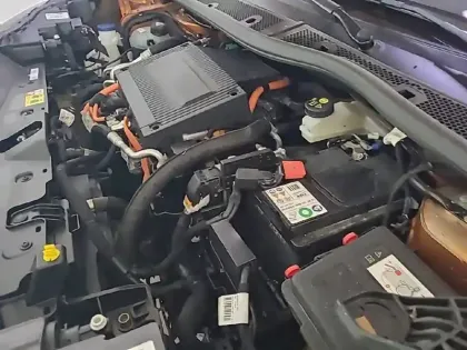 Photo 82 Peugeot 2008  Electrique 136 ch