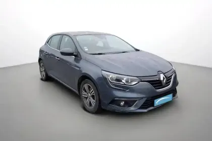 Photo 6 Renault Megane Mégane IV Berline TCe 140 EDC FAP