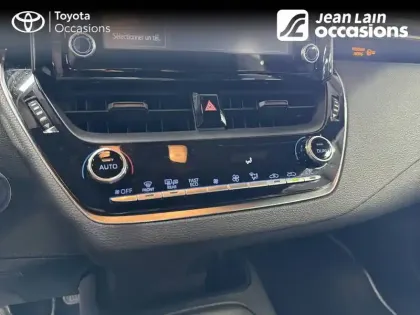 Photo 33 Toyota Corolla  Hybride 122h