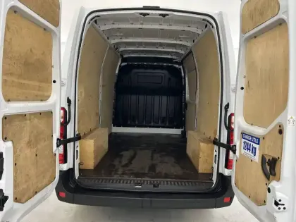 Photo 35 Renault Master  FGN TRAC F3500 L2H2 BLUE DCI 135