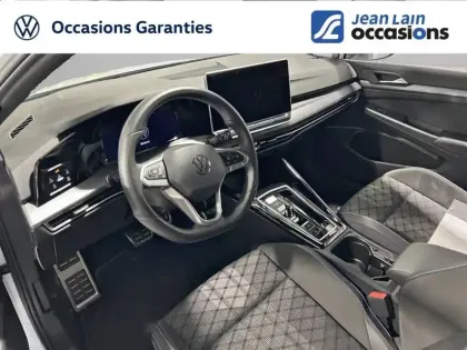 Photo 12 Volkswagen Golf  1.5 eTSI EVO2 150 DSG7