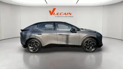 Photo 30 Lynk&co 02  66 kWh 272 ch