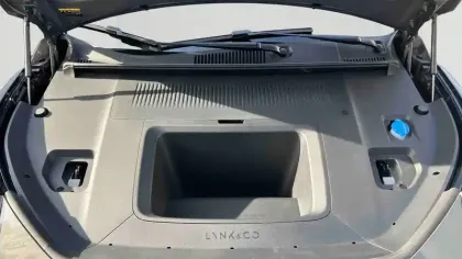 Photo 39 Lynk&co 02  66 kWh 272 ch