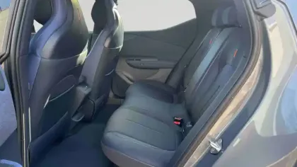 Photo 65 Lynk&co 02  66 kWh 272 ch