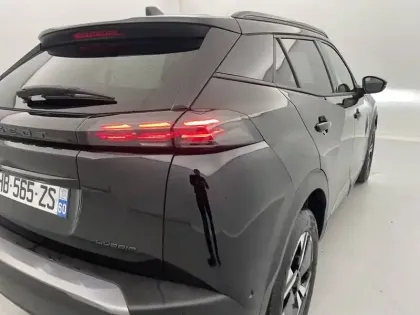 Photo 30 Peugeot 2008  Hybrid 136 e-DCS6