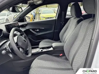 Photo 10 Peugeot 2008  Hybrid 145 e-DCS6