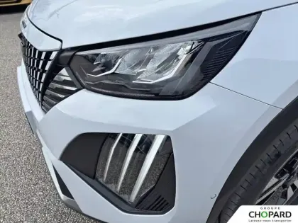 Photo 25 Peugeot 2008  Hybrid 145 e-DCS6