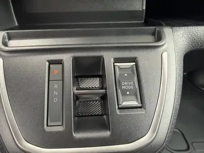 Photo 14 Peugeot Expert E- FGN M 136 CH 75 KWH