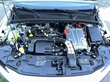 Photo 23 Renault Clio  E-Tech full hybrid 160 ch