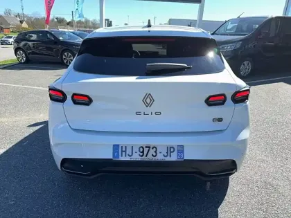 Photo 61 Renault Clio  E-Tech full hybrid 160 ch
