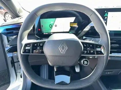 Photo 72 Renault Clio  E-Tech full hybrid 160 ch