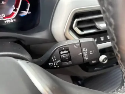 Photo 18 BMW X3  sDrive18d 150ch BVA8