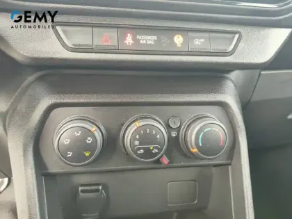 Photo 40 Dacia Sandero  SCe 65