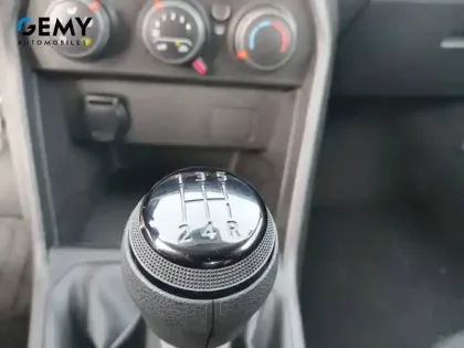 Photo 63 Dacia Sandero  SCe 65