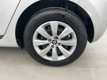 Photo 19 Renault Clio Gén. V (BJA) Ph1 NG Authentic 5