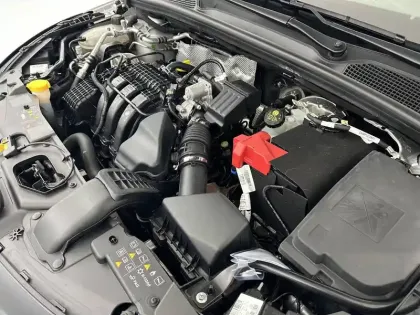 Photo 50 Renault Clio Gén. V (BJA) Ph1 NG Authentic 5