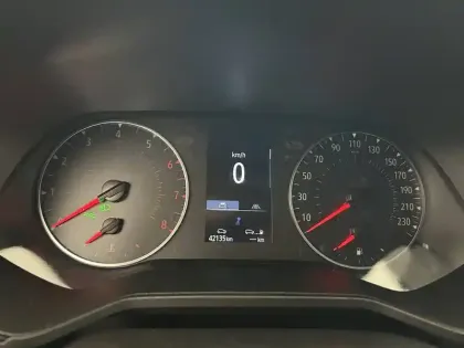 Photo 16 Renault Clio Gén. V (BJA) Ph1 NG Authentic 5