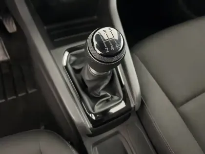 Photo 12 Renault Clio Gén. V (BJA) Ph1 NG Authentic 5