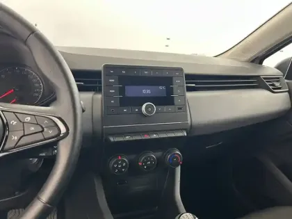 Photo 38 Renault Clio Gén. V (BJA) Ph1 NG Authentic 5