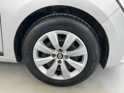 Photo 47 Renault Clio Gén. V (BJA) Ph1 NG Authentic 5