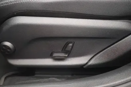 Photo 25 Mercedes Classe C  300 e 9G-Tronic