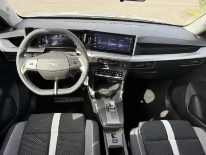 Photo 35 Opel Frontera  1.2 Turbo Hybrid 110 ch e-DCT6