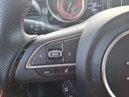 Photo 68 Suzuki Swift Gén. IV Ph2 Sport 5