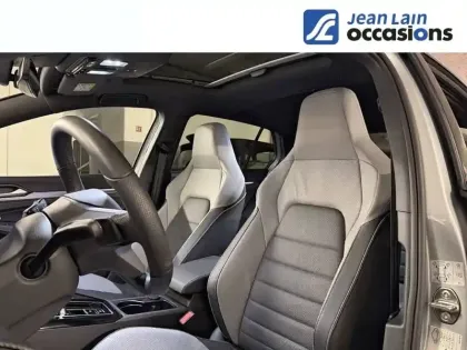 Photo 10 Volkswagen Golf  1.5 eHybrid 272 DSG6