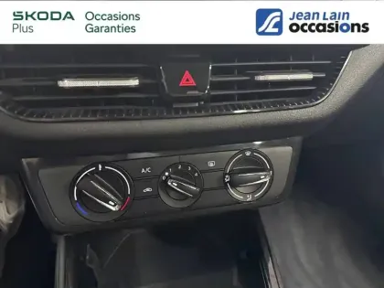 Photo 16 Skoda Fabia  1.0 MPI 80 ch BVM5