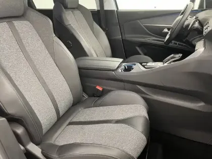 Photo 58 Peugeot 5008  BlueHDi 130ch S&S EAT8