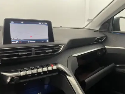 Photo 27 Peugeot 5008  BlueHDi 130ch S&S EAT8