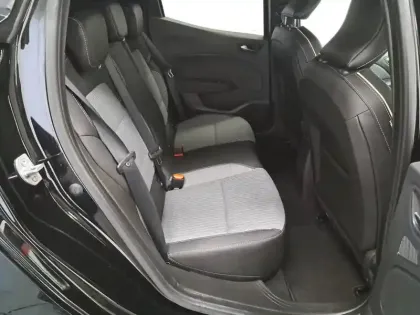 Photo 11 Renault Clio  E-Tech full hybrid 145 GSR2