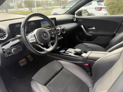 Photo 12 Mercedes Classe A  200 d 8G-DCT