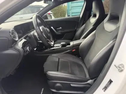 Photo 13 Mercedes Classe A  200 d 8G-DCT