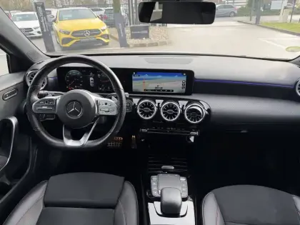 Photo 15 Mercedes Classe A  200 d 8G-DCT