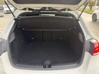 Photo 18 Mercedes Classe A  200 d 8G-DCT