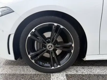 Photo 19 Mercedes Classe A  200 d 8G-DCT