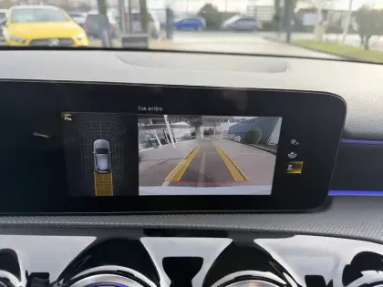 Photo 25 Mercedes Classe A  200 d 8G-DCT