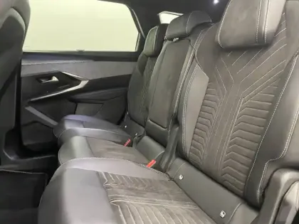 Photo 14 Peugeot 5008  Hybrid 136 e-DCS6