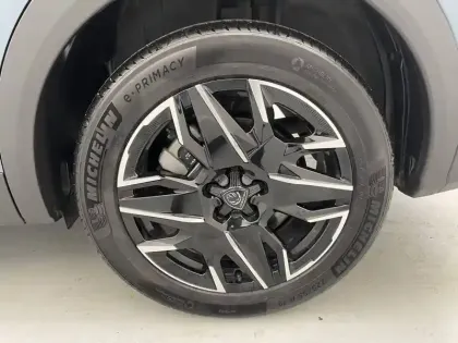 Photo 15 Peugeot 5008  Hybrid 136 e-DCS6