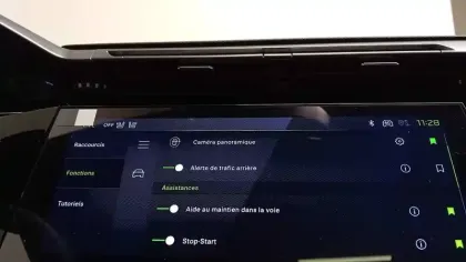 Photo 35 Peugeot 308  SW Hybrid 145 e-DCS6