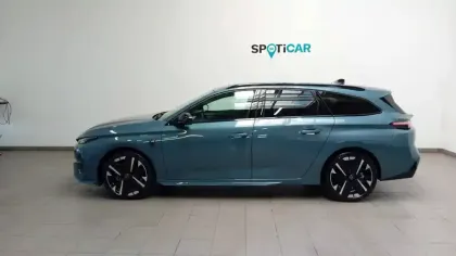 Photo 27 Peugeot 308  SW Hybrid 145 e-DCS6