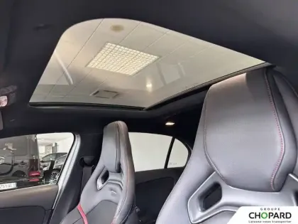 Photo 21 Mercedes Classe A  35 Mercedes-AMG 7G-DCT Speedshift AMG 4Matic