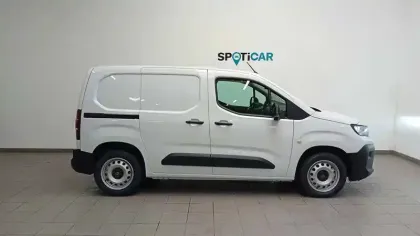 Photo 44 Peugeot Partner  FGN DIESEL 130 CH M AUT